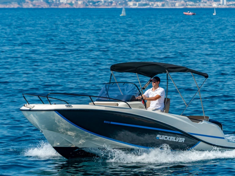 Motorboat rental in Altea - Quicksilver Activ 605 Open