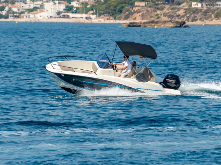 Boat rental Quicksilver Activ 605 Open in Altea on Samboat