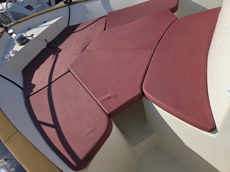 Motorboat rental in Toulon - Rhea Rhea