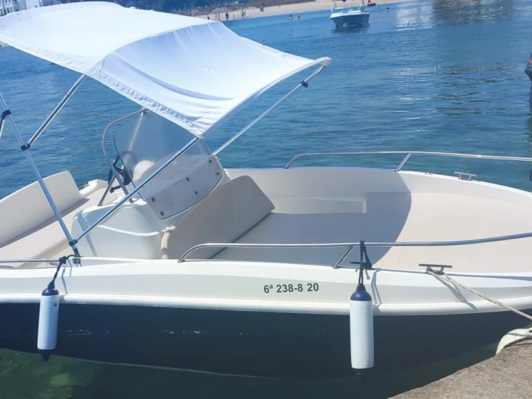 Yacht charter Sant Antoni de Portmany cheap Remus 450 open