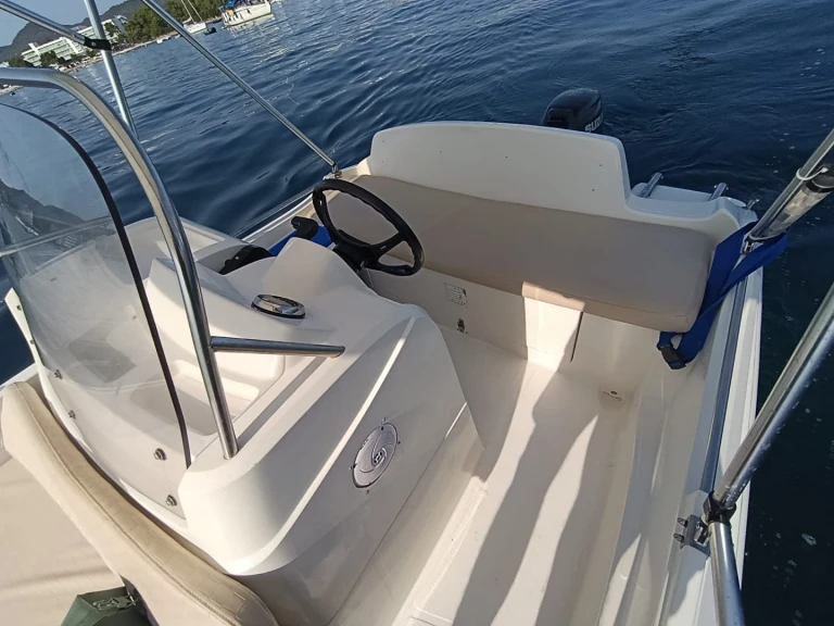 Motorboat rental with or without captain Remus Sant Antoni de Portmany