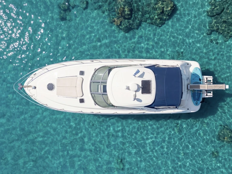 Sea Ray Sea Ray 455 Sundancer charter bareboat or captained in  Skiathos