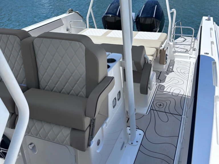 RIB rental in Cogolin - Zodiac X10CC