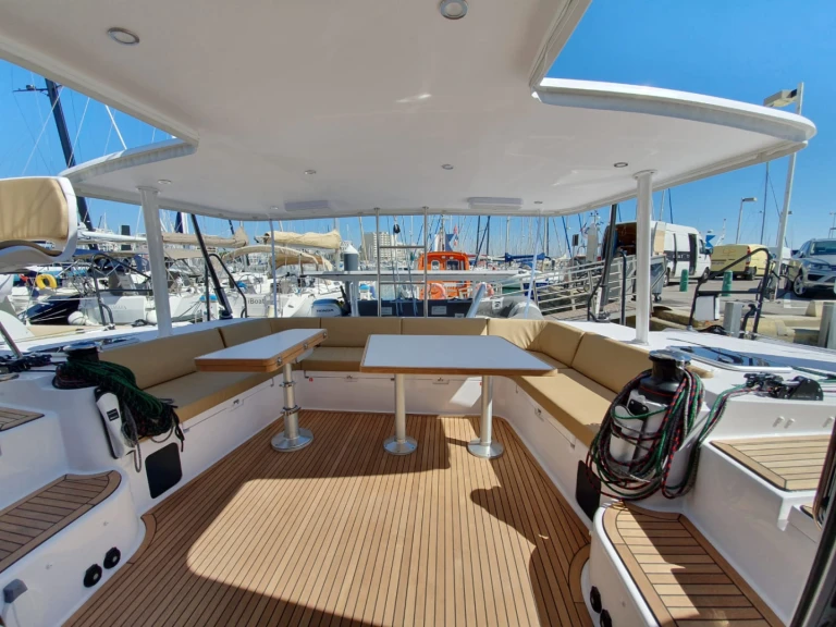 Boat rental Outremer outremer 51 in Carnon-Plage on Samboat