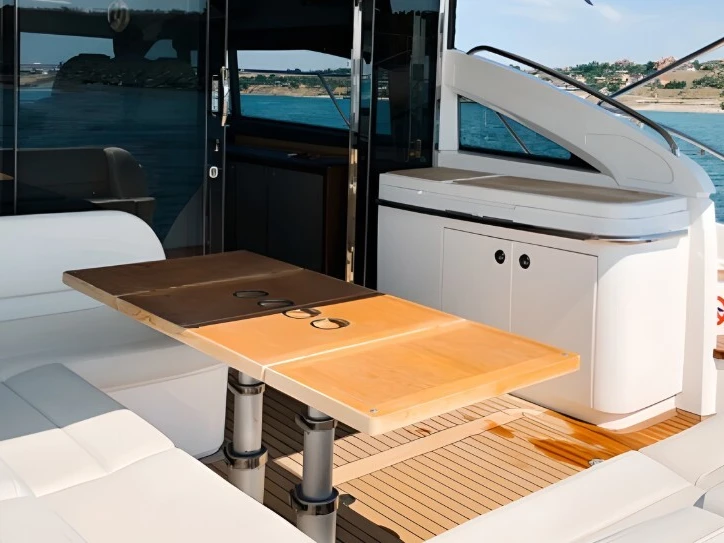 Yacht charter Castellammare di Stabia cheap Princess 52 Fly