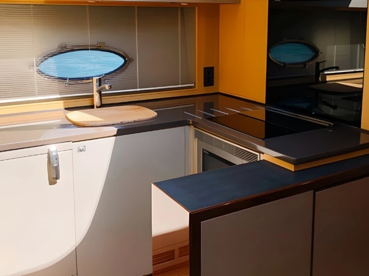 Yacht charter Castellammare di Stabia cheap Princess 52 Fly