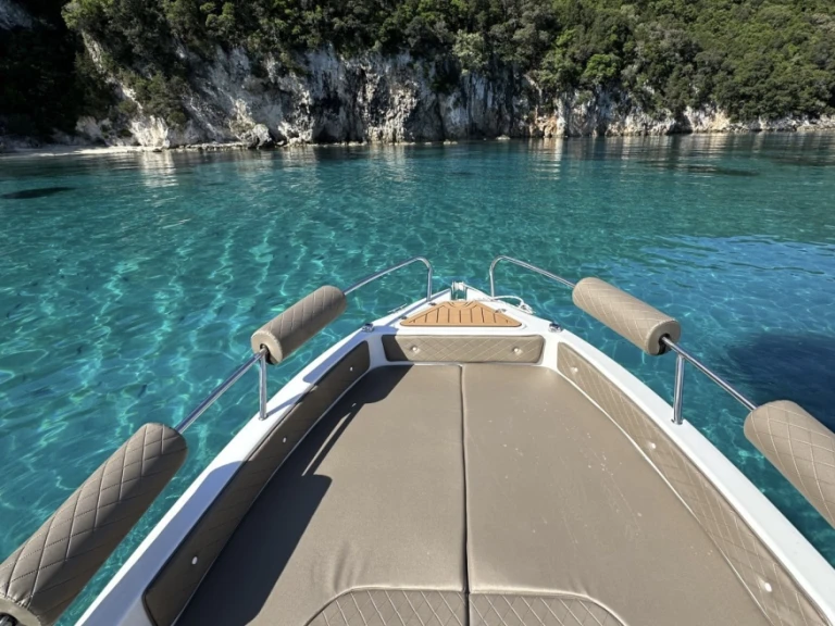 Motorboat rental in Skiathos - Karel Ithaca