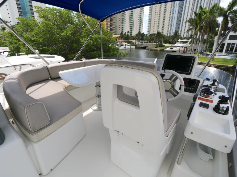 Bareboat Rental Luxury Yacht Azimut with a boat licence