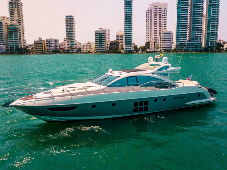 Bareboat Rental Luxury Yacht Azimut with a boat licence