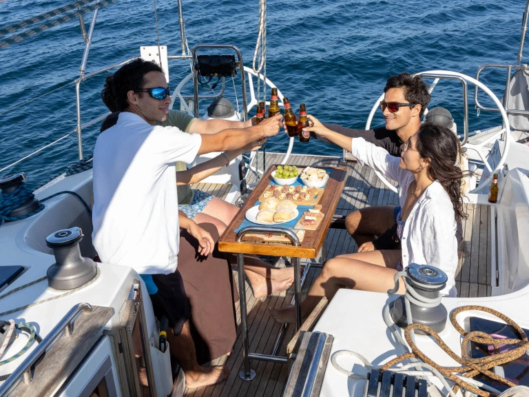 Sailboat rental with or without captain Bavaria Sines