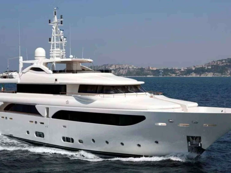 Bareboat Rental Luxury Yacht CRN Ancona with a boat licence