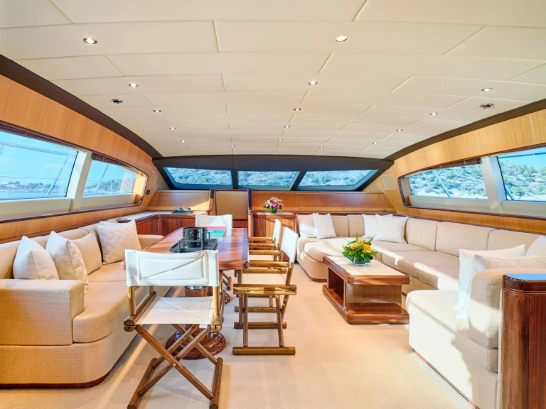 Mangusta WET PANTHER in Greece on SamBoat