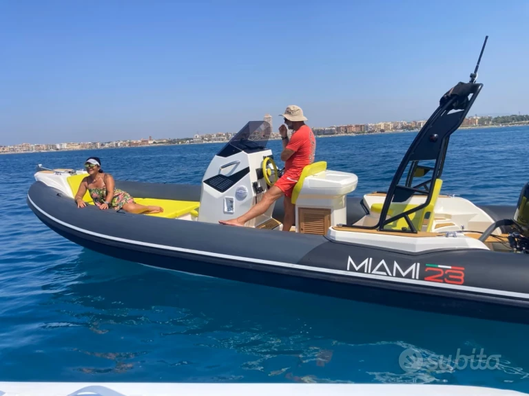 RIB for rent Chiavari at the best price