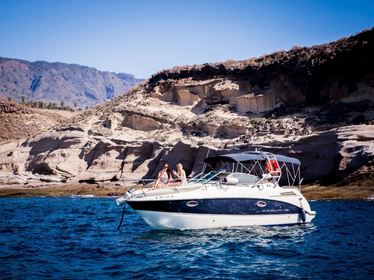 Yacht charter Adeje cheap Maxum Marine 2700SE