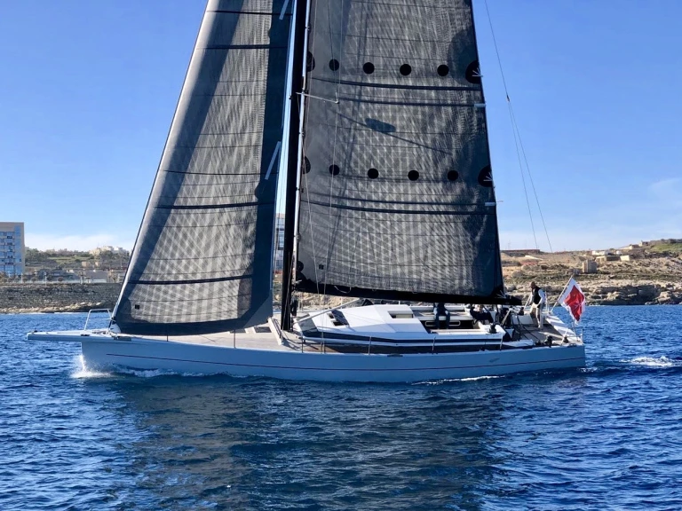 Yacht charter La Spezia cheap Vismara B52