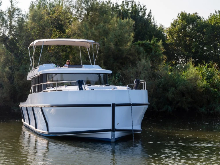 Rent a Delphia Poseidon 45 Casale sul Sile