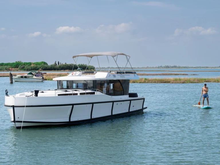 Boat rental Delphia Poseidon 45 in Casale sul Sile on Samboat