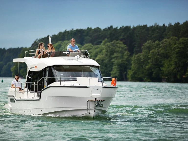 Boat rental Balt-Yacht SUN CAMPER 35 in Casale sul Sile on Samboat