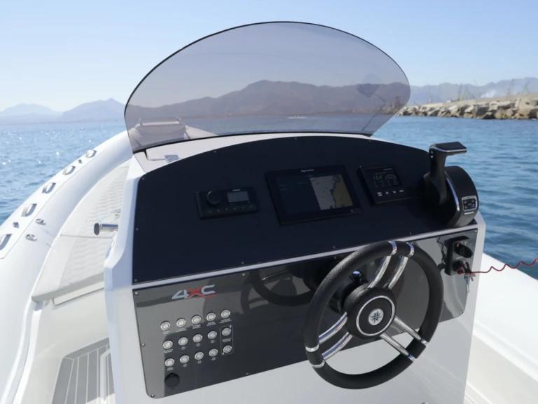 Yacht charter Saint-Florent cheap HA 8.5