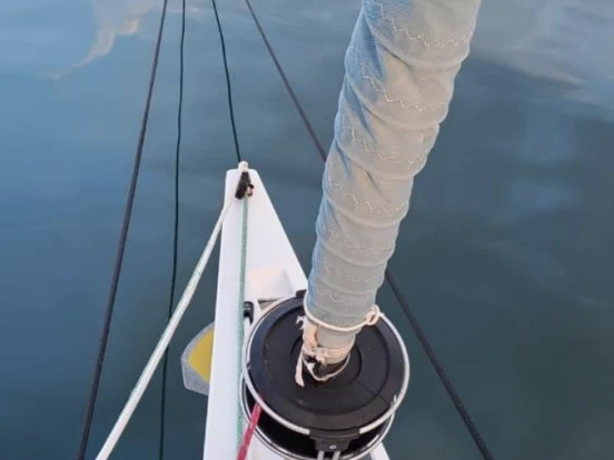 Sailboat for rent Marseille at the best price