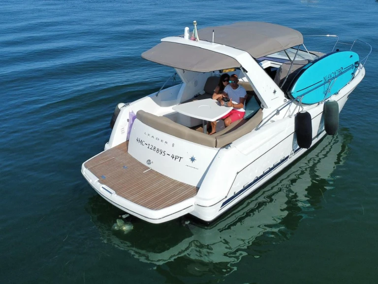 Yacht charter Marina de Tróia cheap Leader 8