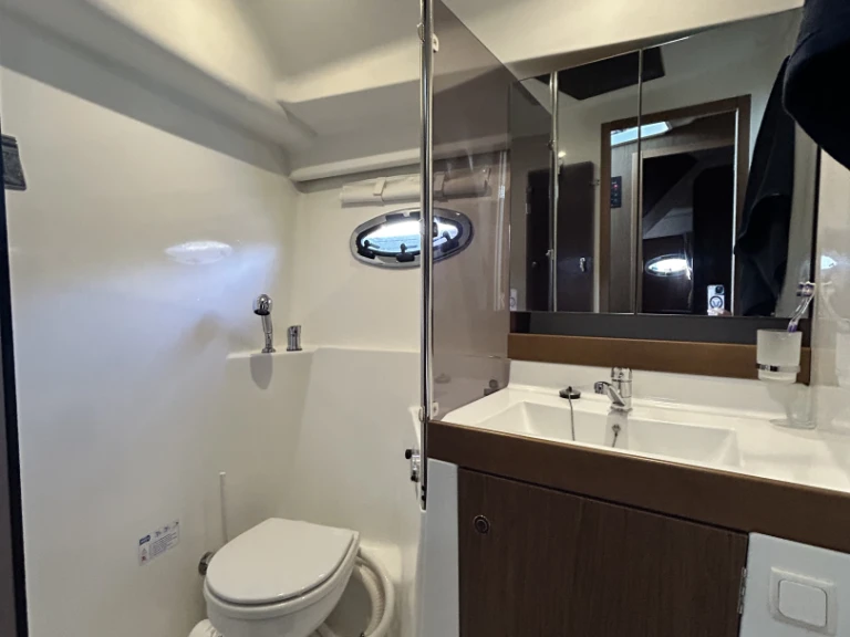 Yacht charter Argeles cheap Antares 36 Millenium