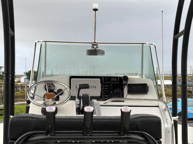 Jeanneau Cap Camarat 675 charter bareboat or captained in  Noirmoutier-en-l'Île