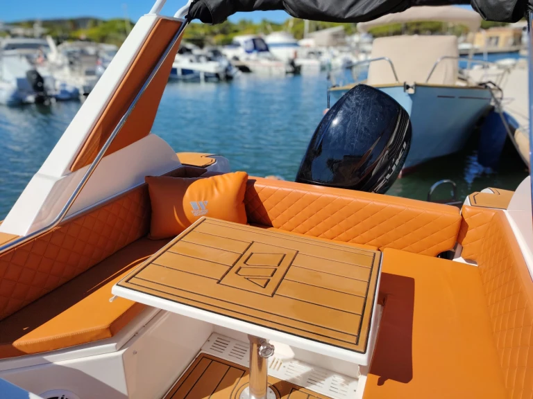 Rent a Tiger TL 850 Saint-Raphaël