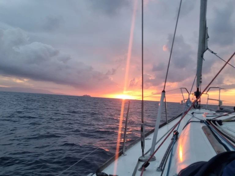 Sailboat rental with or without captain Bénéteau Barcelona