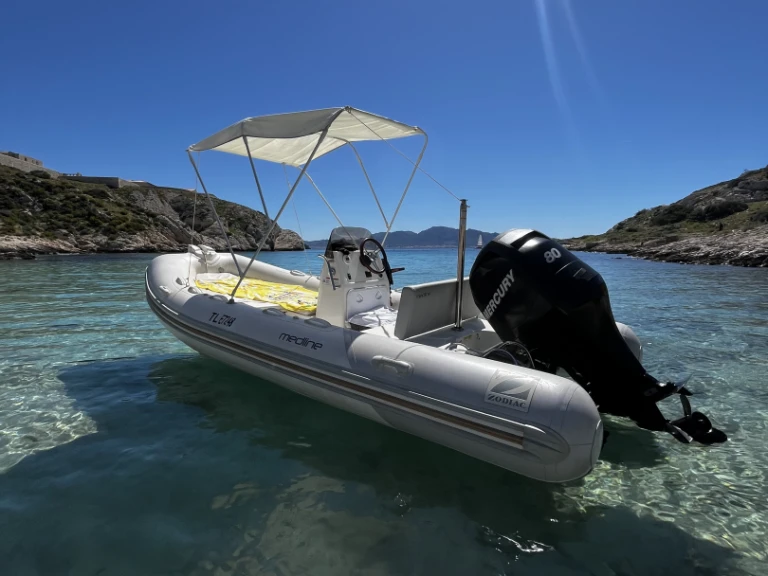Boat rental Zodiac Medline in France on Samboat
