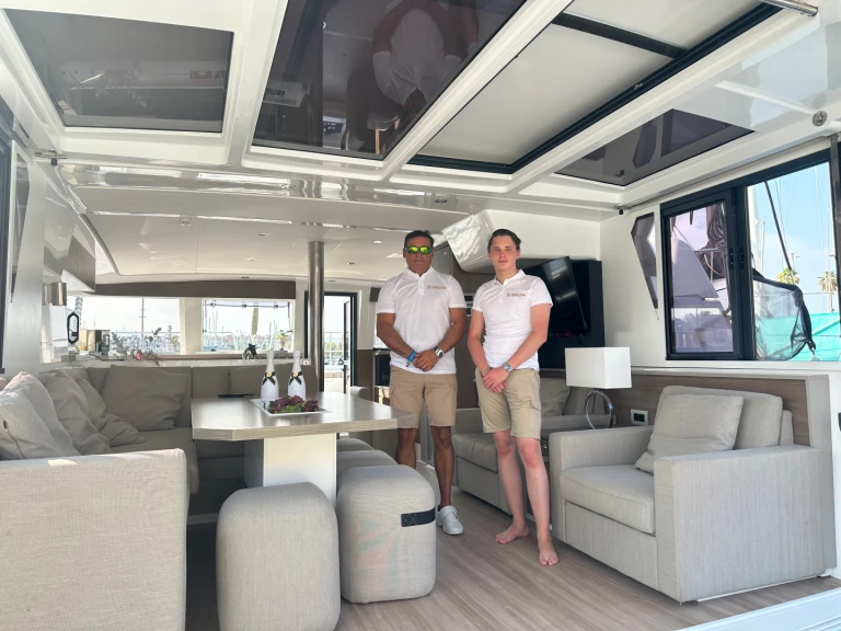 Rent a Catana BALI4.2 Dénia