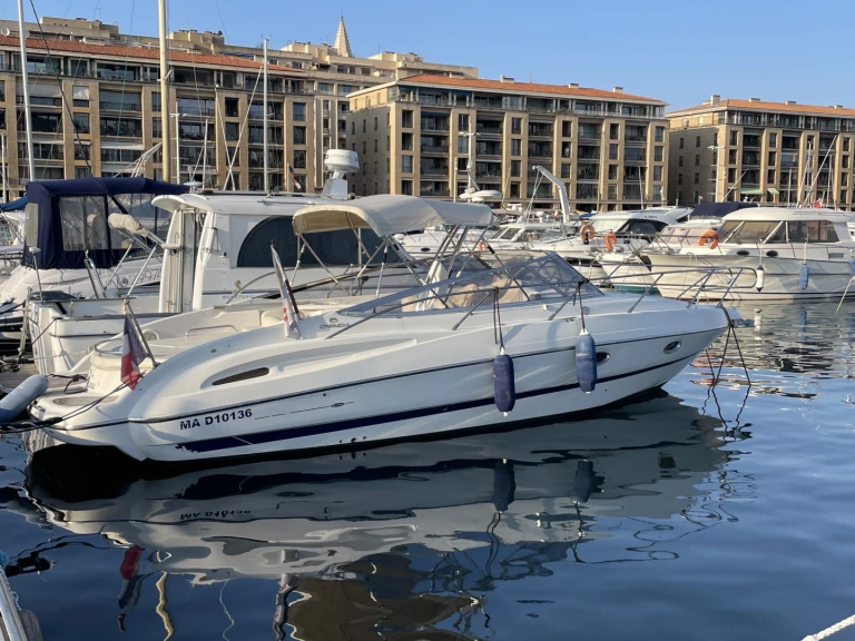 Cranchi CSL 28 charter bareboat or captained in  Marseille
