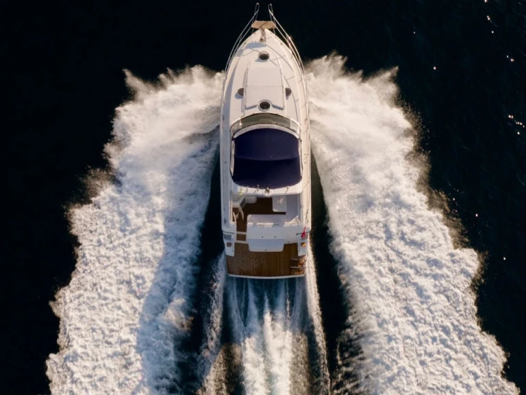 Bareboat Rental Motorboat FIRELANE  with a boat licence