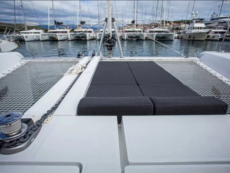 Catamaran rental with or without captain Lagoon Pescara