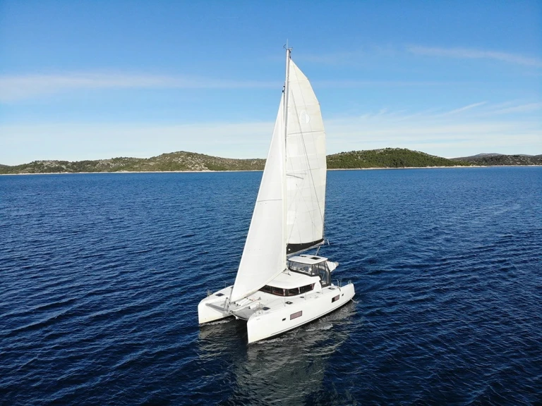 Bareboat Rental Catamaran Lagoon with a boat licence