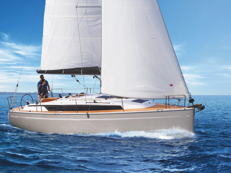 Sailboat rental in Mai Khao - Bavaria Cruiser 34