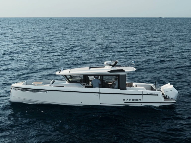 Motorboat rental with or without captain Saxdor Sukošan