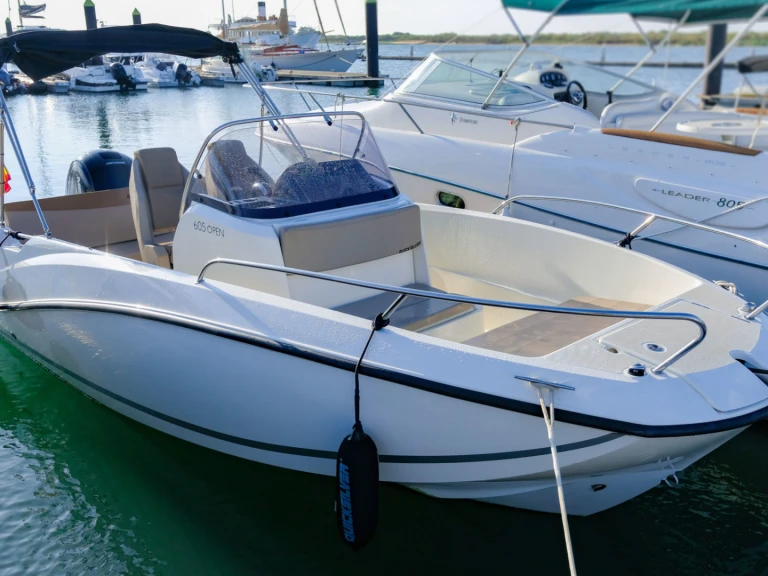 Motorboat rental with or without captain Quicksilver Cambrils