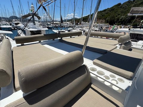 Yacht charter Portisco cheap Bali Catspace Voile