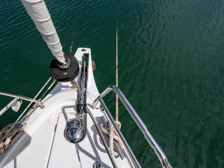 Boat rental Bavaria Bavaria C38 in Néa Péramos on Samboat