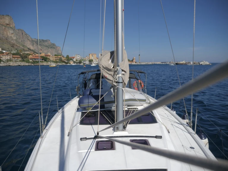 Yacht charter Milazzo cheap Dufour 430