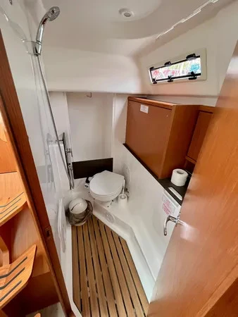 Bavaria Cruiser 34 charter bareboat or captained in  Punat