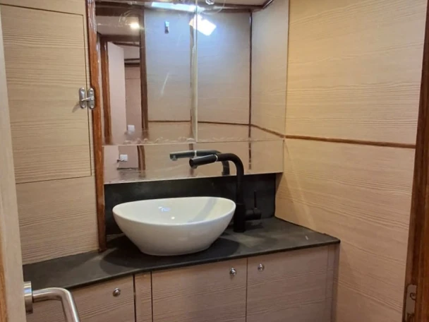 Sailboat for rent Trogir at the best price