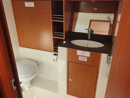 Sailboat rental with or without captain Bavaria Portisco