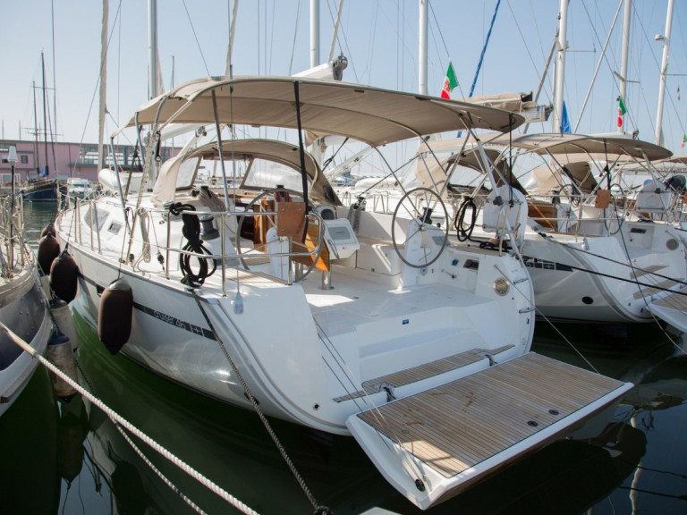 Yacht charter Portisco cheap Cruiser 46