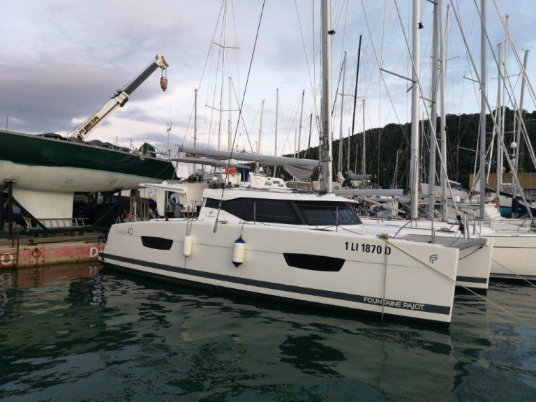 Fountaine Pajot Lucia 40 in Portisco on SamBoat