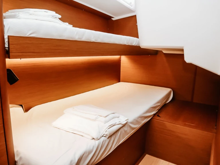 Rent a Jeanneau Sun Loft 47 Punta Ala