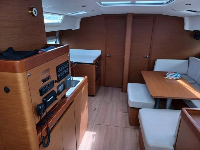 Yacht charter Portisco cheap Sun Odyssey 490
