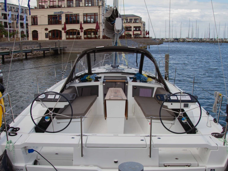 Bareboat Rental Sailboat Dufour with a boat licence
