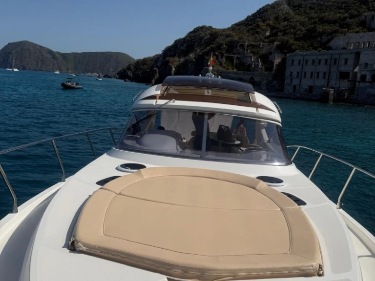 Luxury Yacht rental with or without captain Mano Marine Furnari